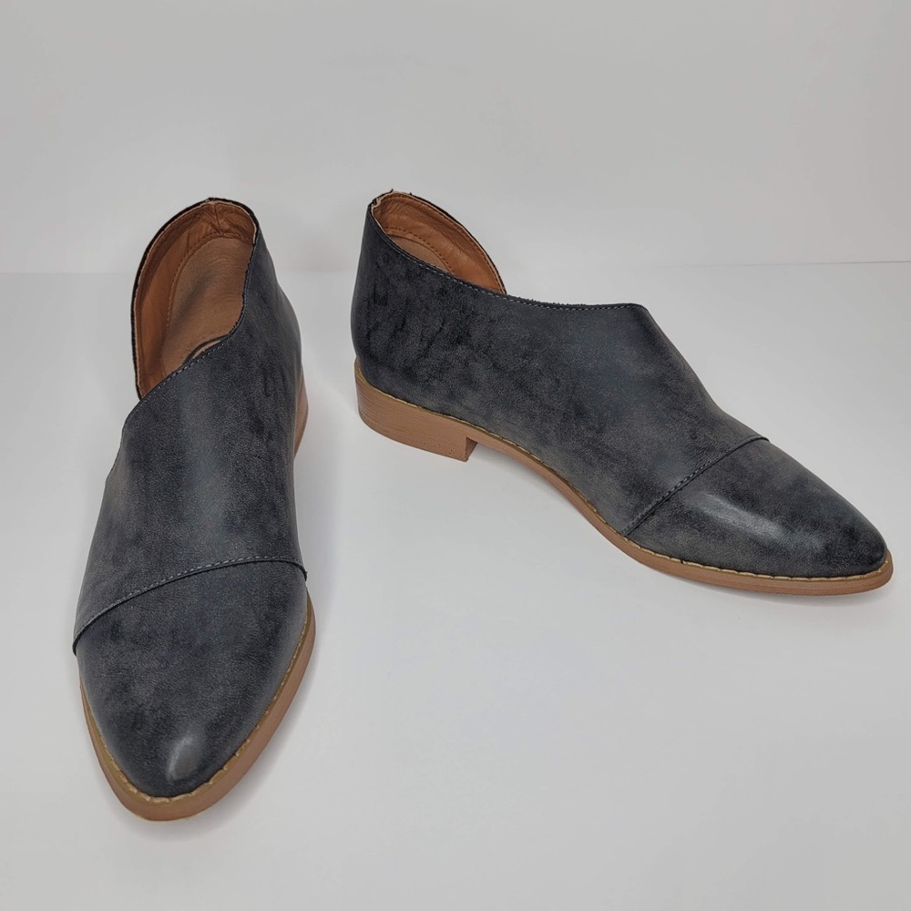 Mi, iM Freya Assymetrical Gray Booties Sz 6.5